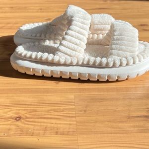 Temu, Size 9, Color: Ivory